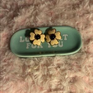 VIntage Trifari Cream and Black Floral Earrings